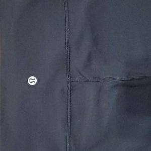 Lululemon High raise women’s Size 6 leggings
